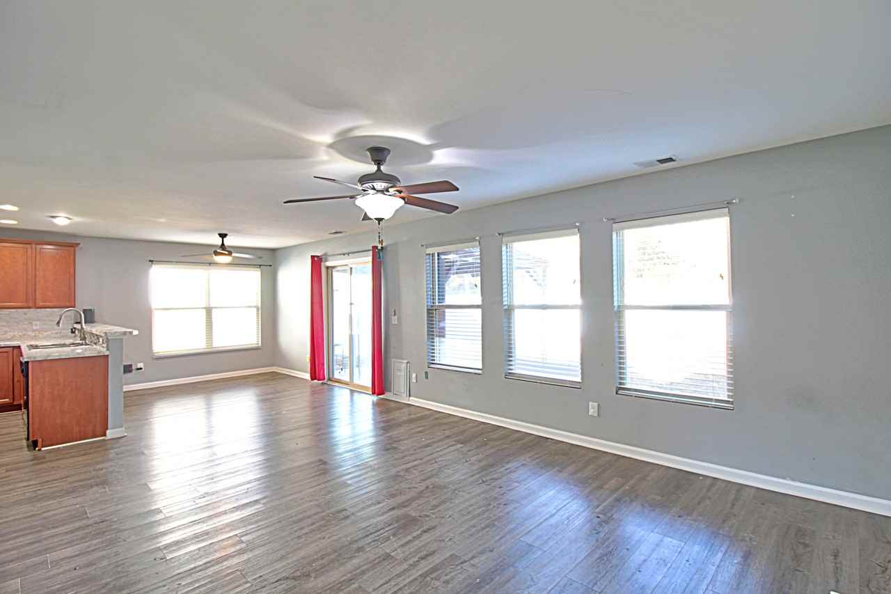 315 Connor Ct #1 - Photo 4 of 31