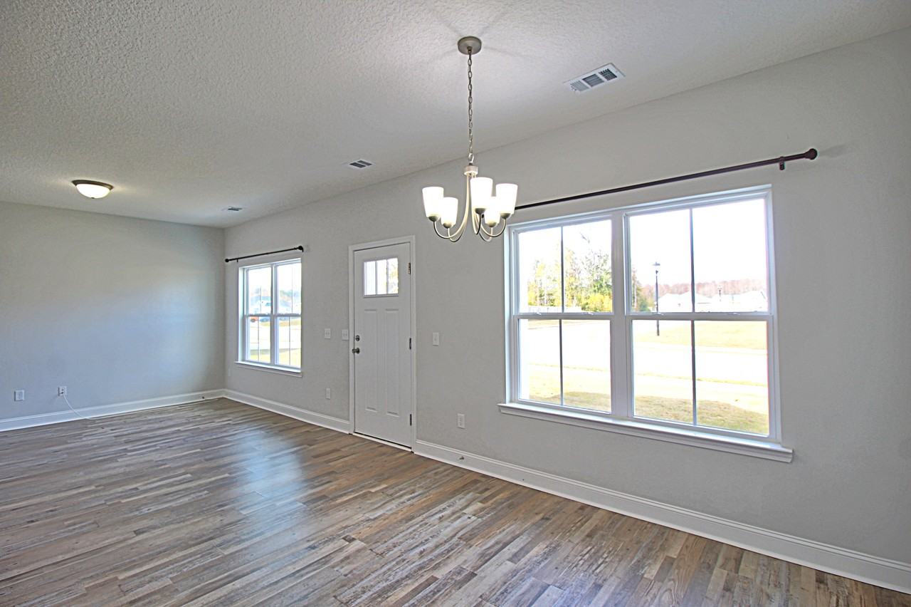 741 Meloney Dr #1 - Photo 5 of 29