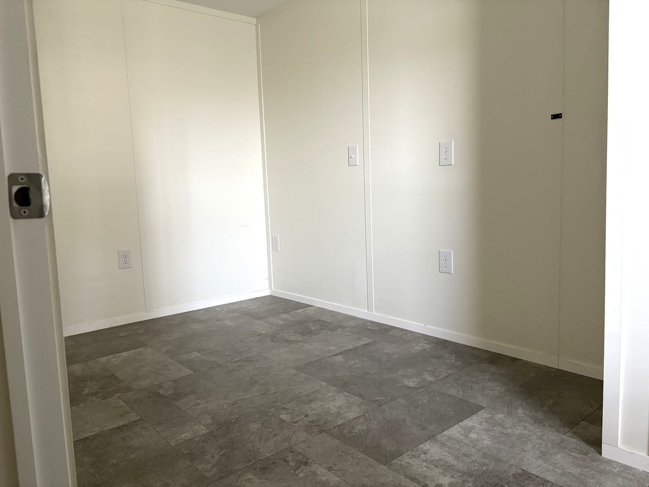 903 Salters St #1 - Photo 5 of 10