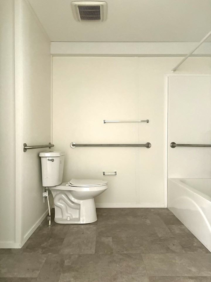 903 Salters St #1 - Photo 6 of 10