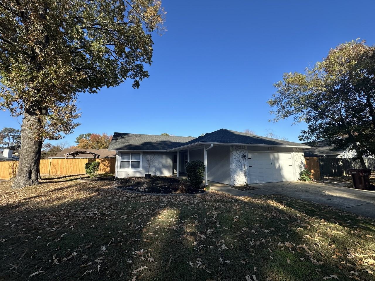 804 Arondale Crescent #1