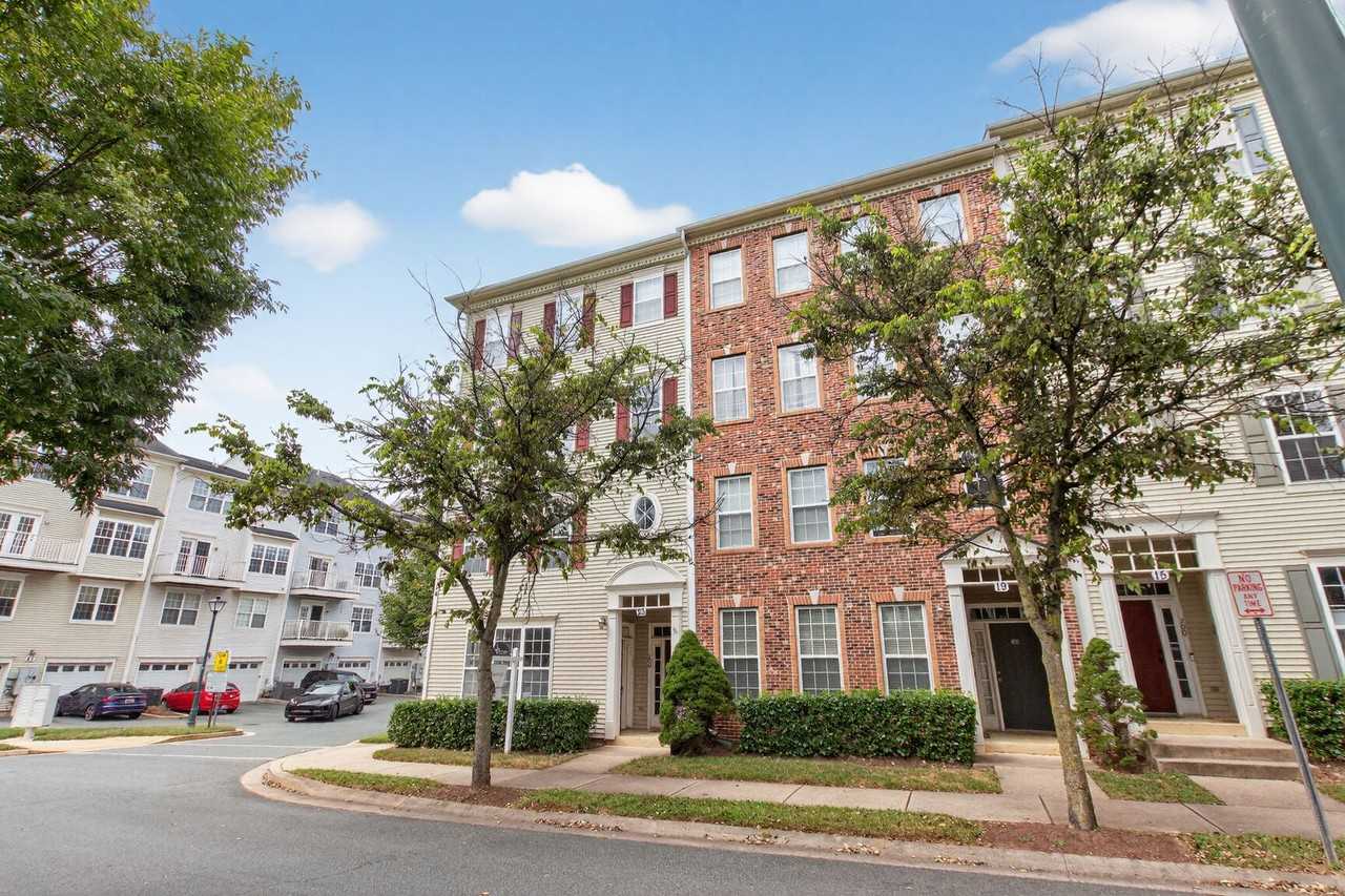 23 Swanton Lane #1 - Photo 2 of 40