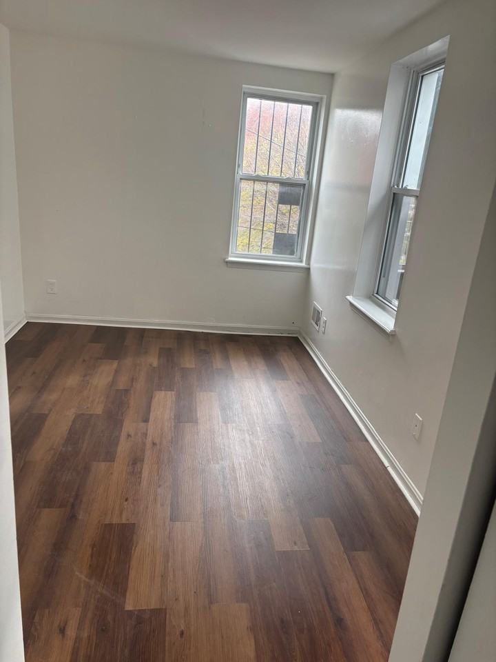 545 Mosher Street #1 - Photo 2 of 11