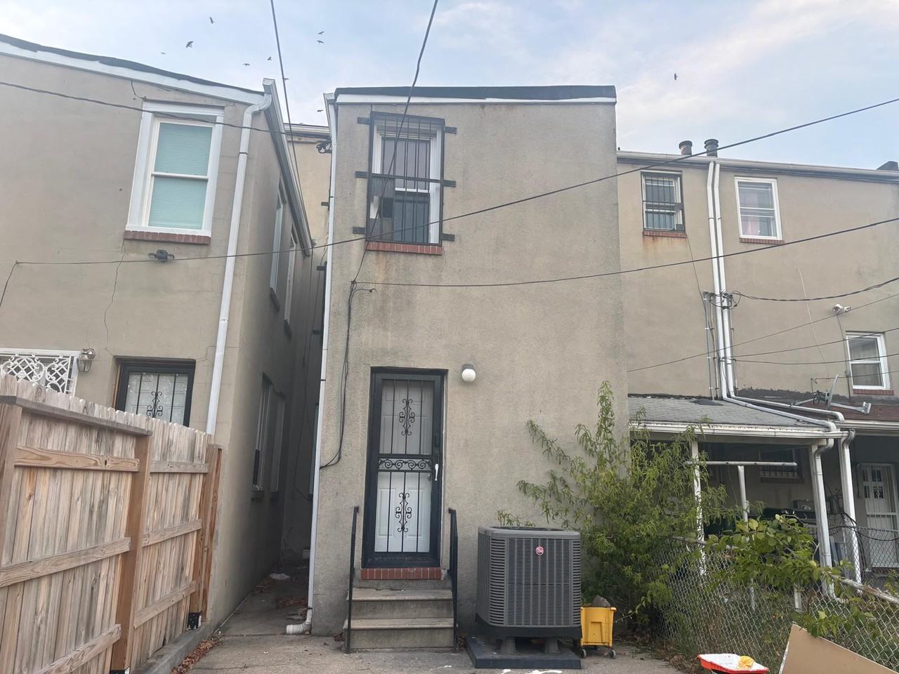 545 Mosher Street #1 - Photo 7 of 11