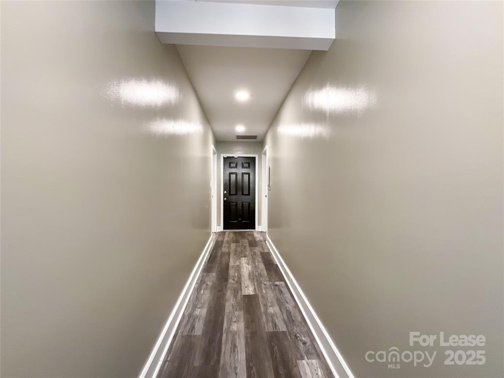 1804 1804 Lucas Lane - BUnit B #B - Photo 2 of 18