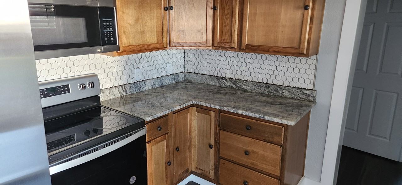 1204 South 18th Street - Photo 3 of 15