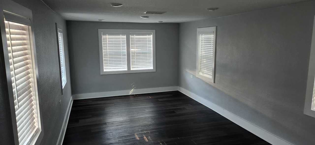 1204 South 18th Street - Photo 6 of 15