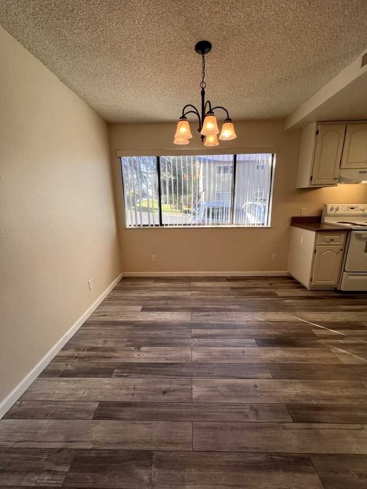 302 Pleasant Street #1 - Photo 6 of 15