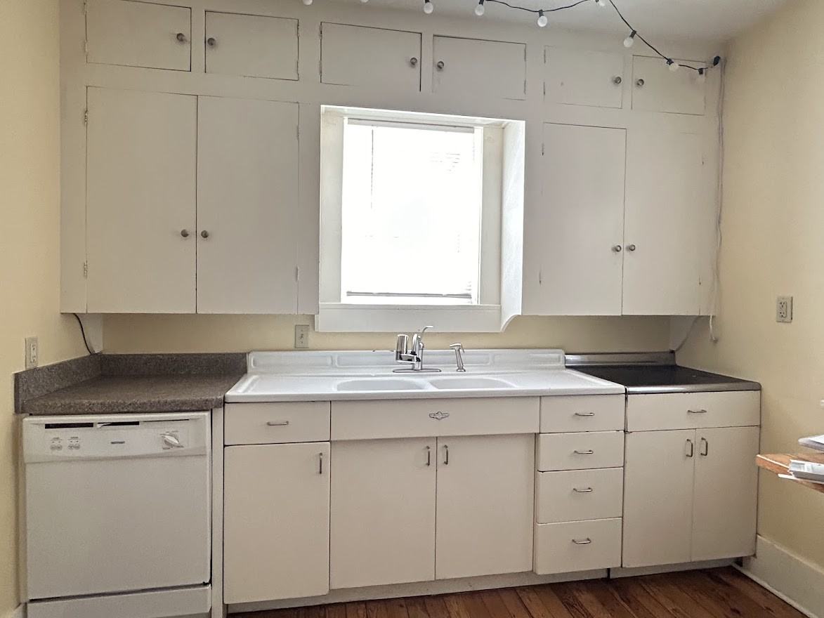 1055 Pollard Avenue #1 - Photo 3 of 18