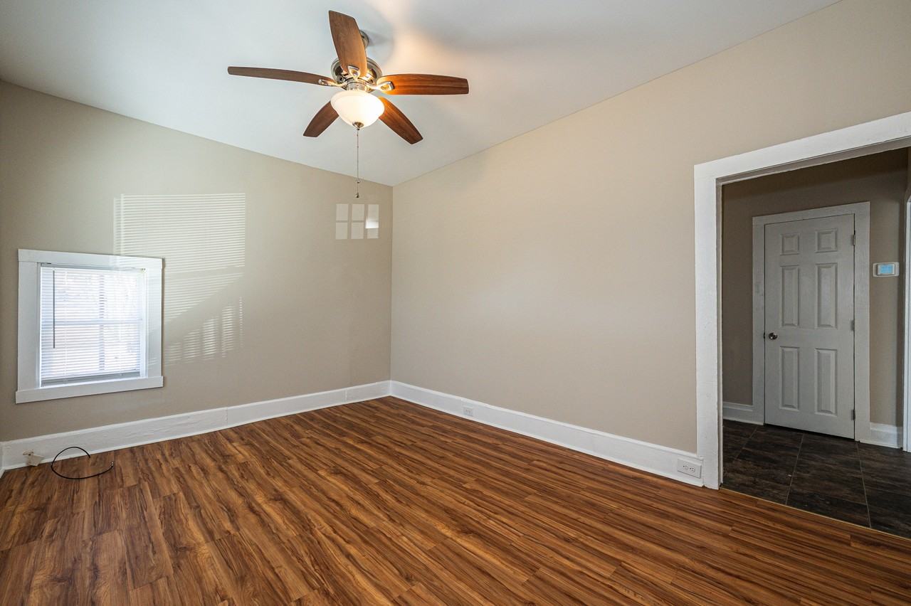 103 E Louisiana Ave #1 - Photo 5 of 22