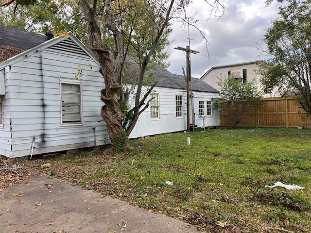 1835 Rivercrest St #1 - Photo 2 of 12