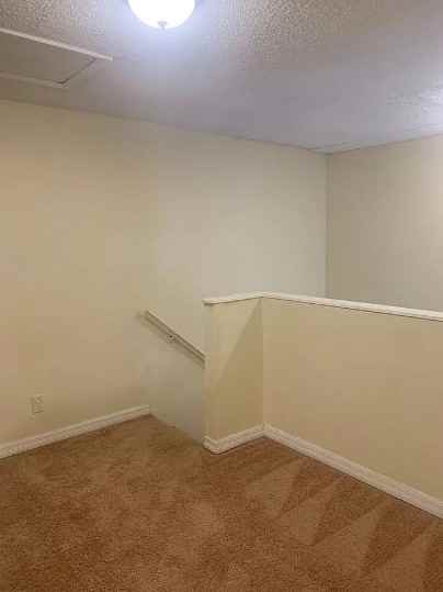 1050 Wayne Ave #6 - Photo 6 of 11