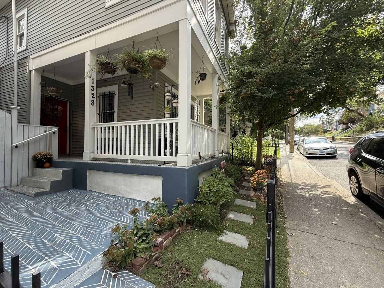 1328 Morris Road Southeast #1 - Photo 2 of 44