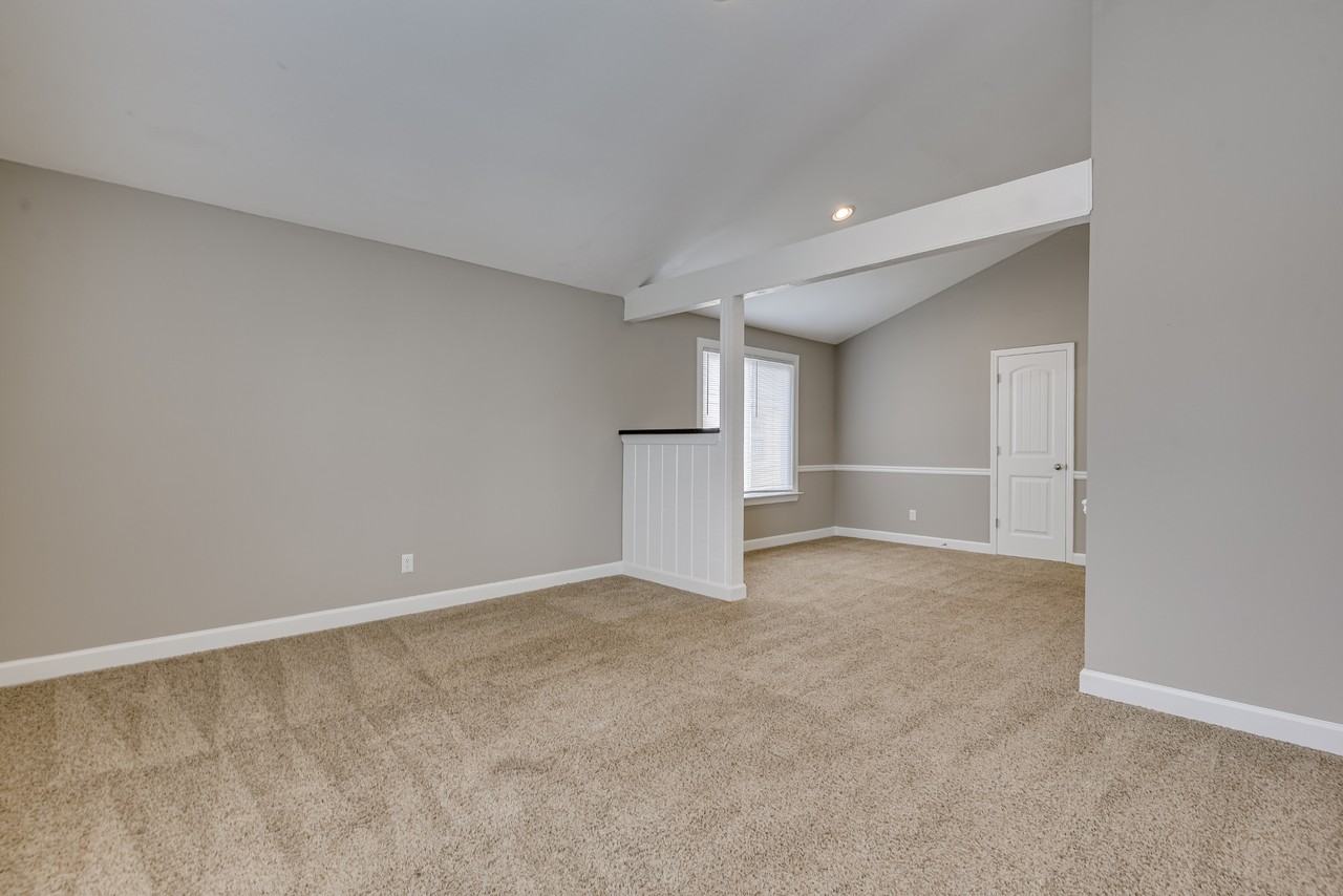 4016 Wheeler Woods Rd Apt C - Photo 3 of 17