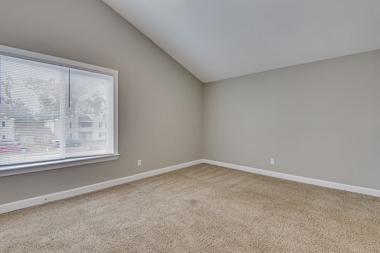 4016 Wheeler Woods Rd Apt C - Photo 4 of 17