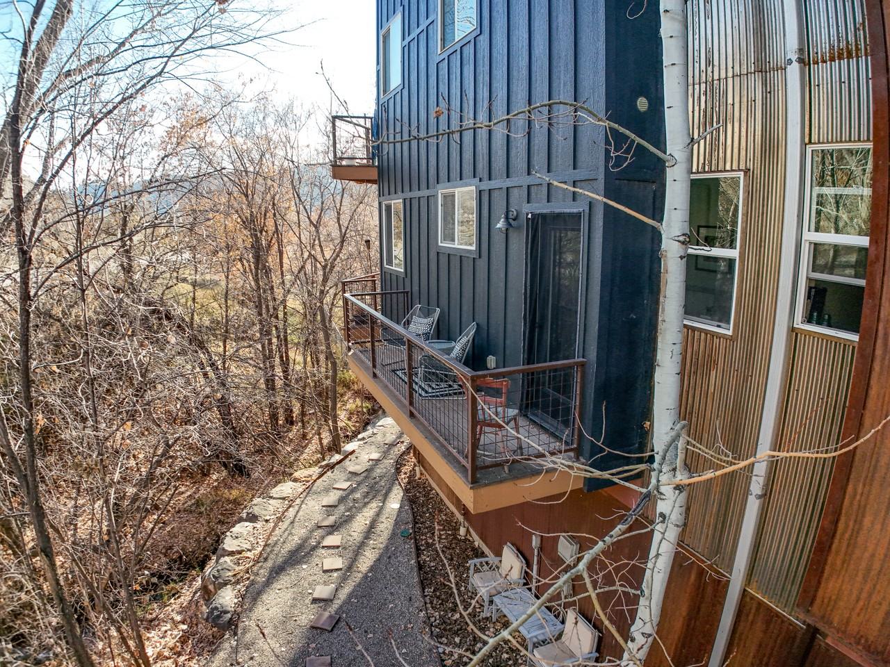 190 E 7th Ave #A7 - Photo 4 of 21