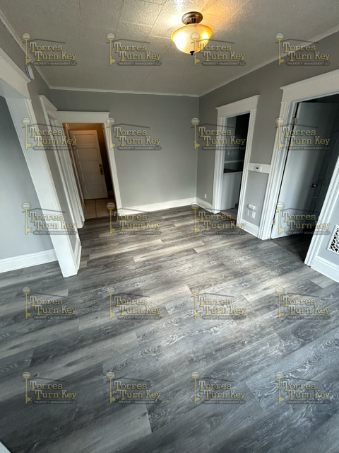 1896 Dewey Avenue #1898