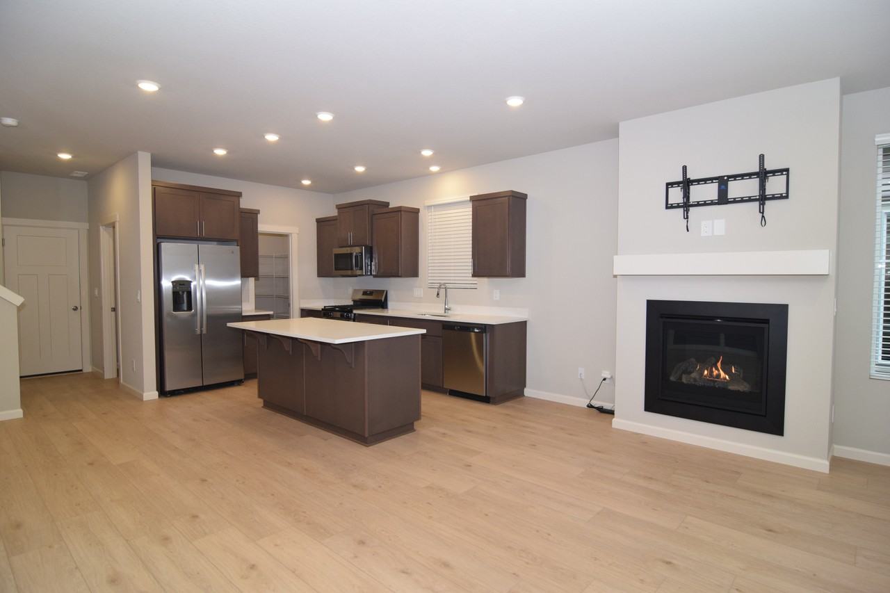 8408 Southeast Quincy Street #1 - Photo 4 of 34