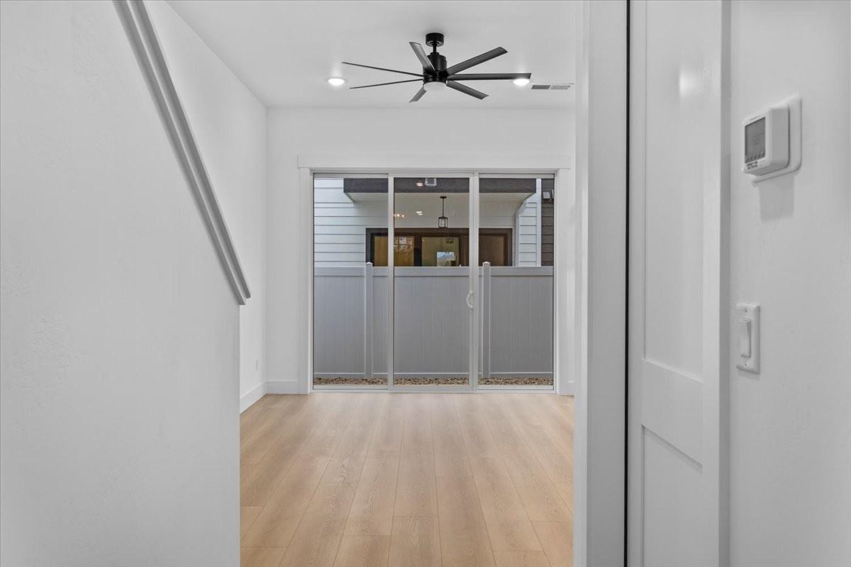 208 Bogey Ln #1 - Photo 6 of 31