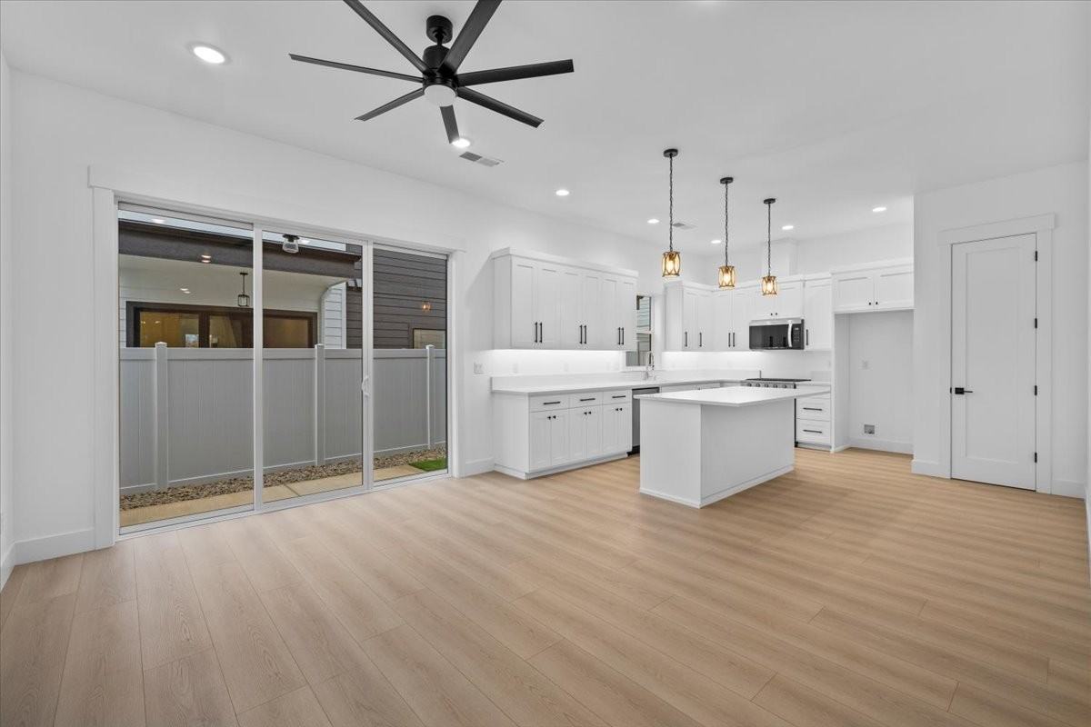 208 Bogey Ln #1 - Photo 7 of 31