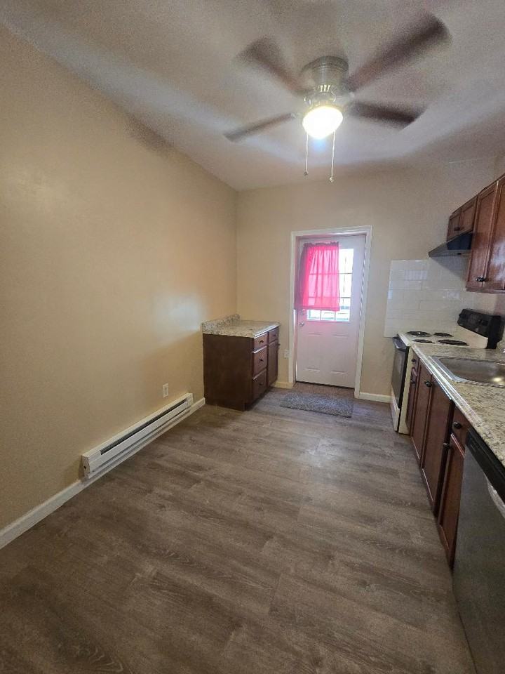 3310 N Orkney St #1 - Photo 3 of 16