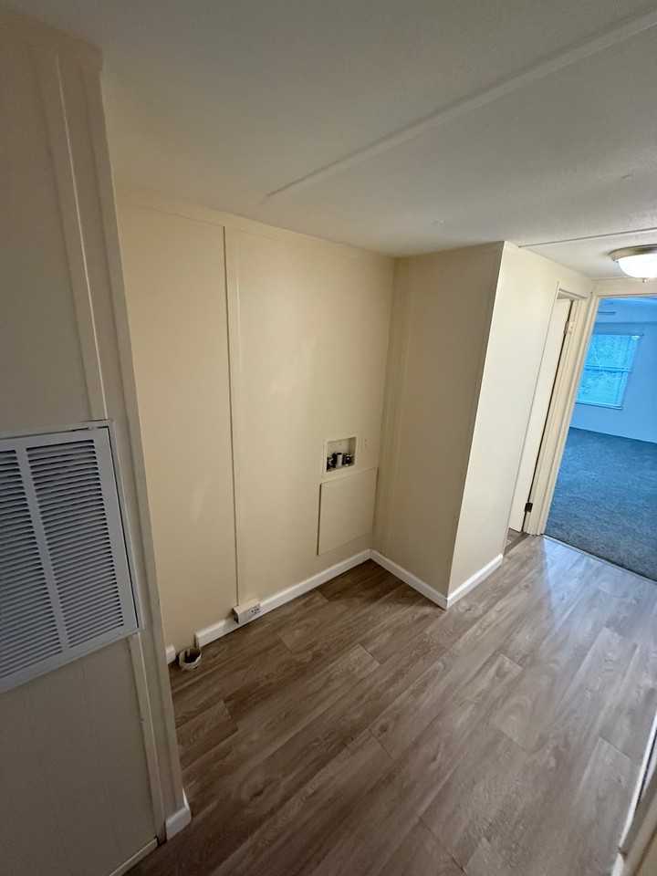 381 Old Hickory Lane #1 - Photo 6 of 9