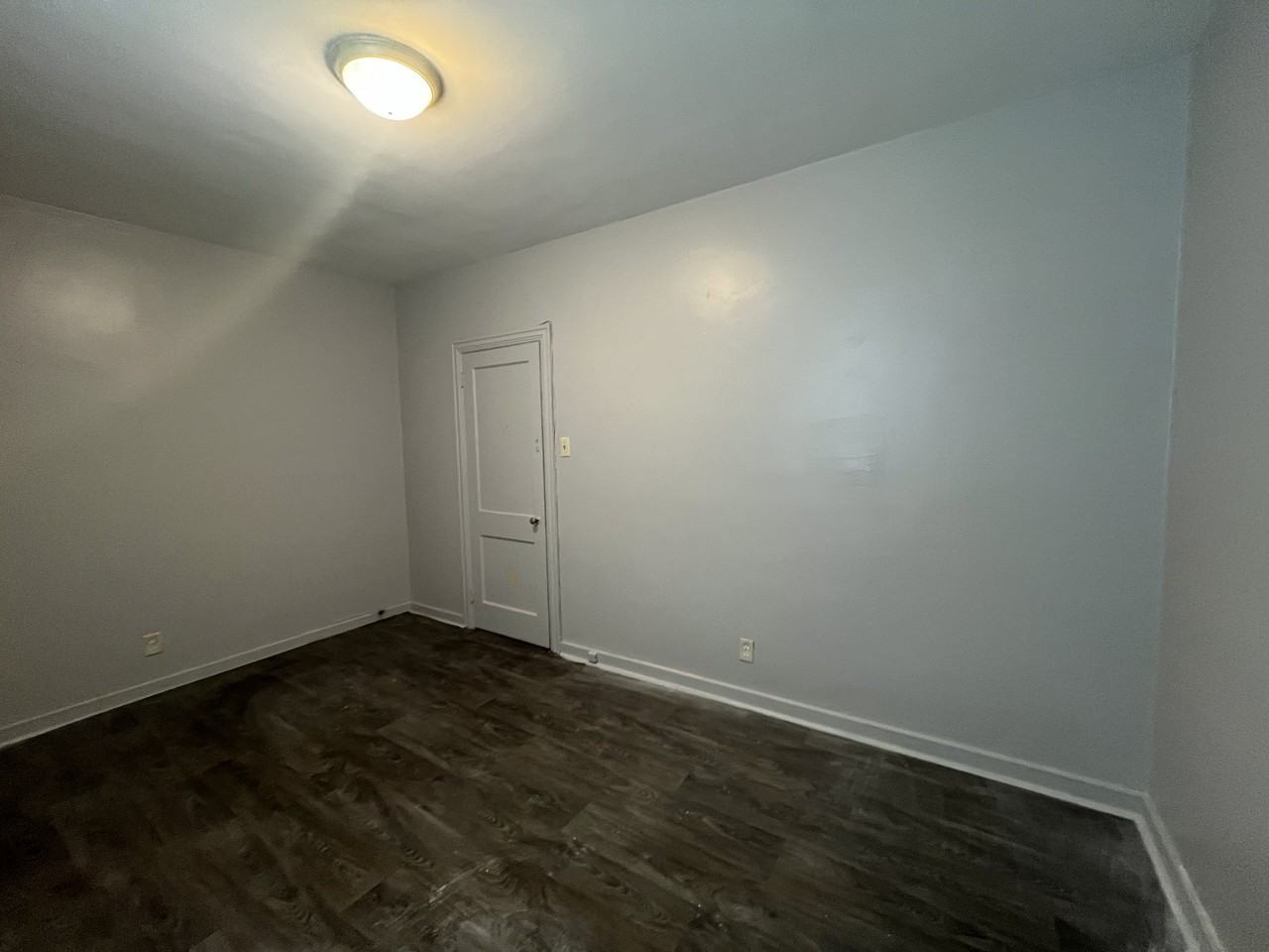 412 New St #412 - Photo 7 of 8