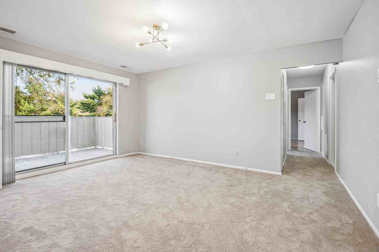 19423 Brassie Place #1 - Photo 4 of 20