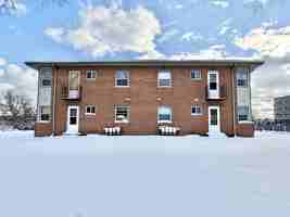 featured image of 2113 Lake Point Dr #1