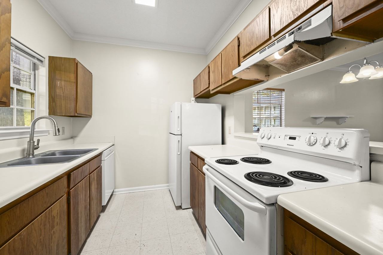 5379 Rosedown Ct #115 - Photo 6 of 17
