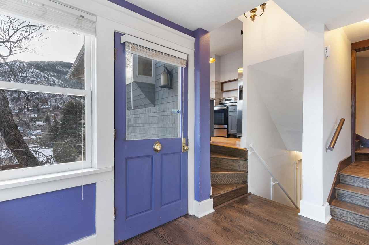 48 Lincoln Avenue #2LOWER - Photo 2 of 31