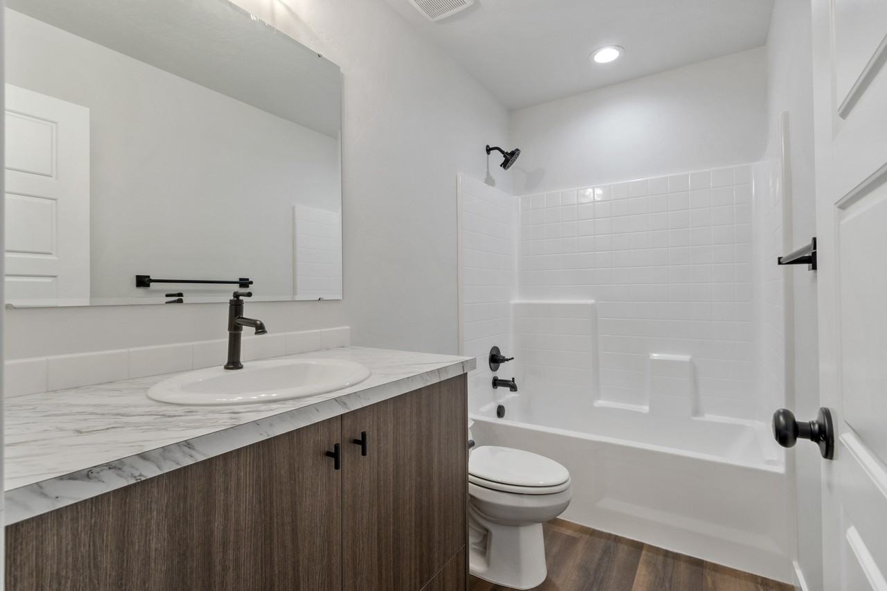 South Old Farm Avenue #1 - Photo 7 of 45