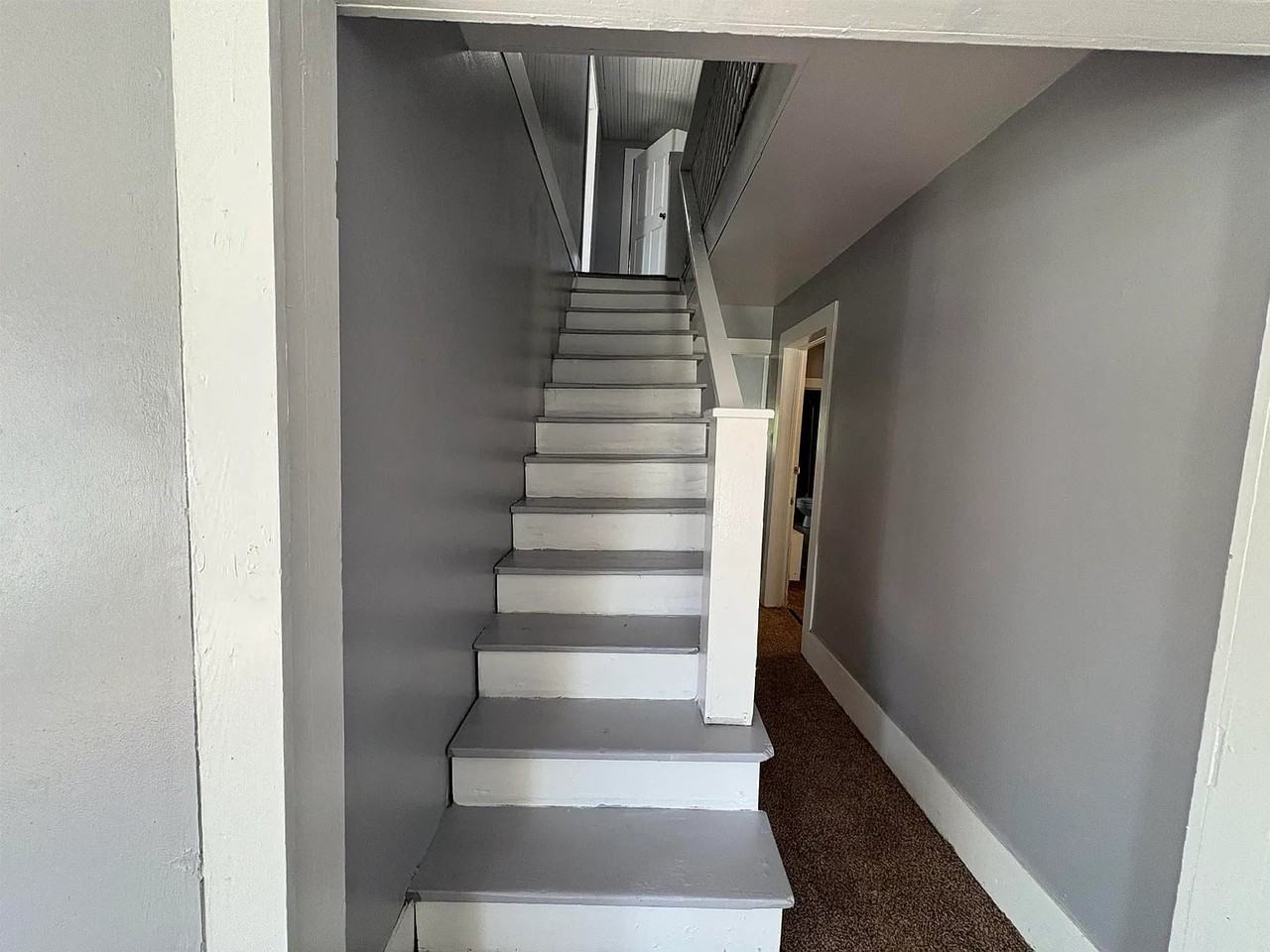 314 W Mulberry Ave #1 - Photo 2 of 20