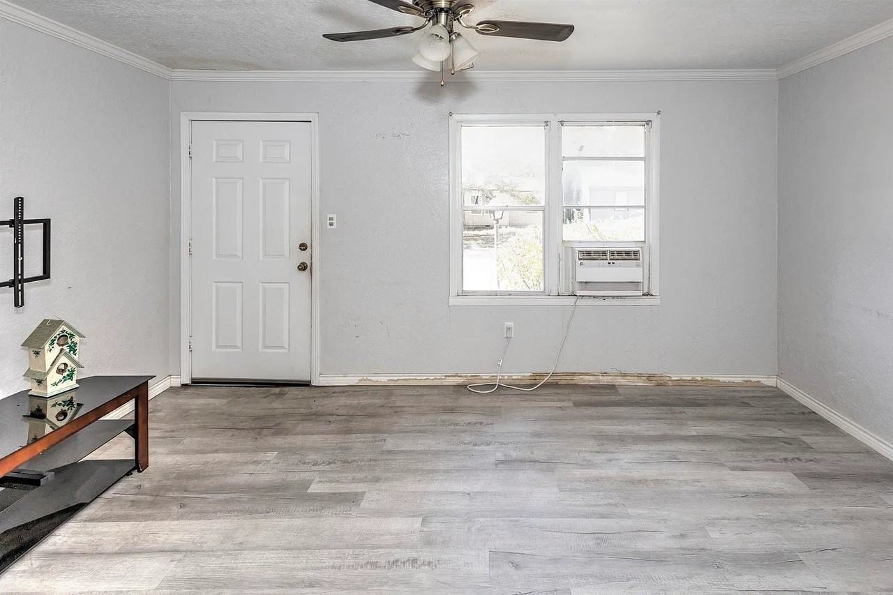 606 North I Street #1 - Photo 3 of 17