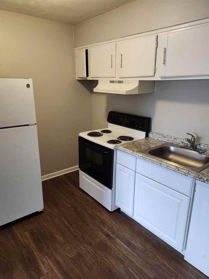 1653 Winchester Avenue