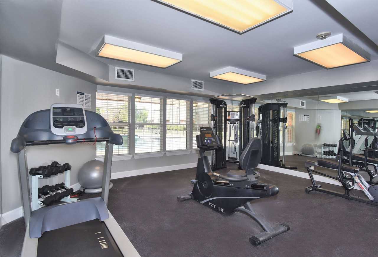 Heatherstone Apartments - Photo 5 of 50