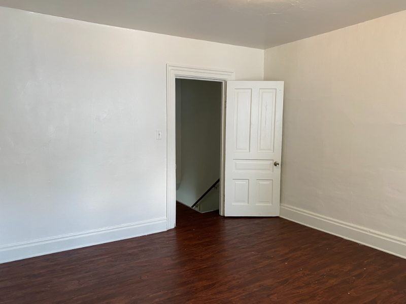 704 6th Street #704SIXTH - Photo 7 of 12