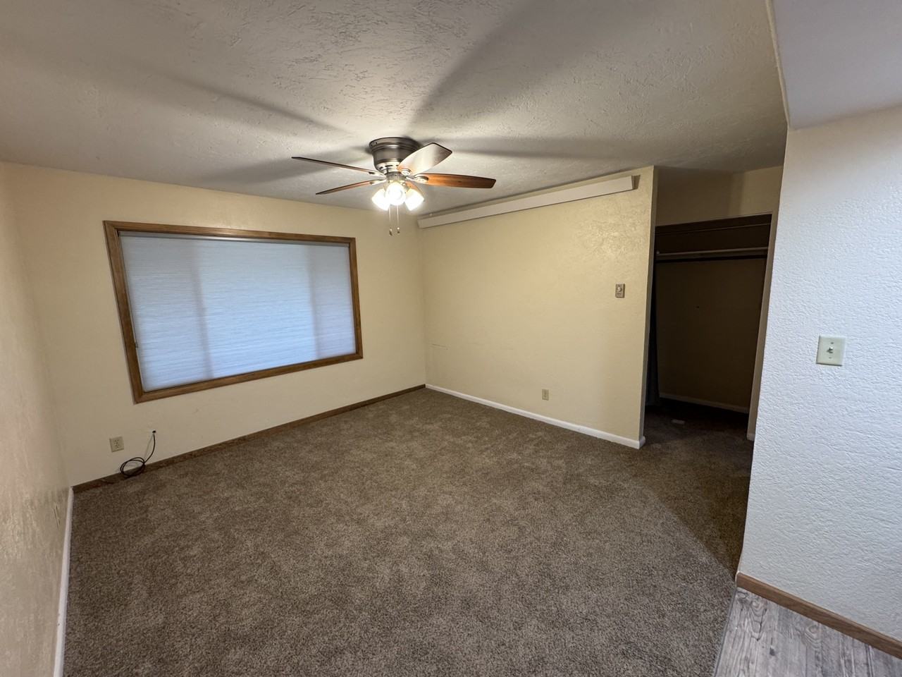 1200 Avenue G #7 - Photo 3 of 5