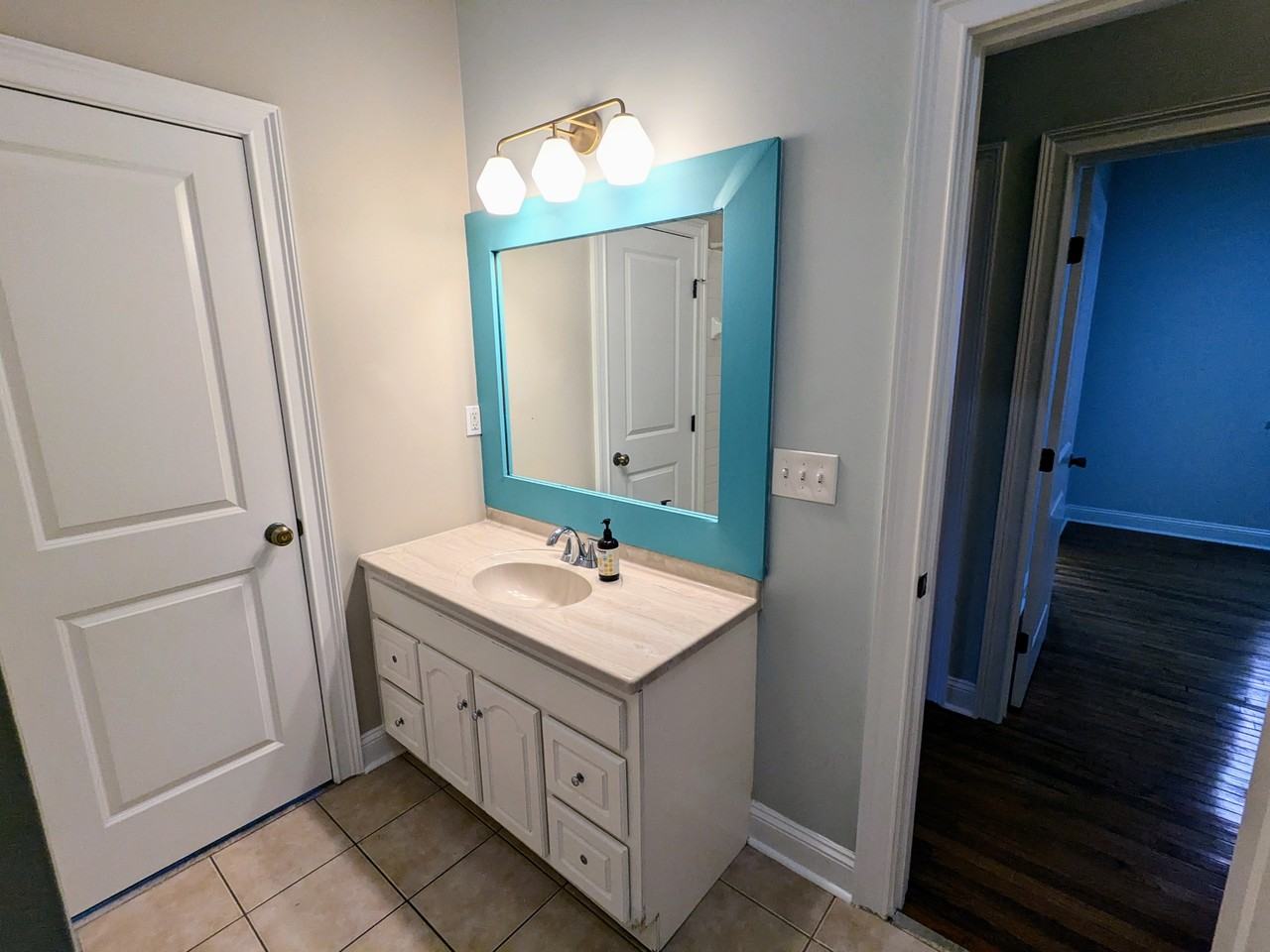 305A E Henry St #1 - Photo 7 of 10