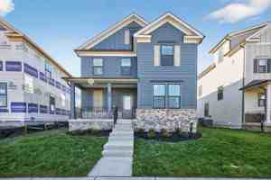 featured image of 462 Herringbone Way #1