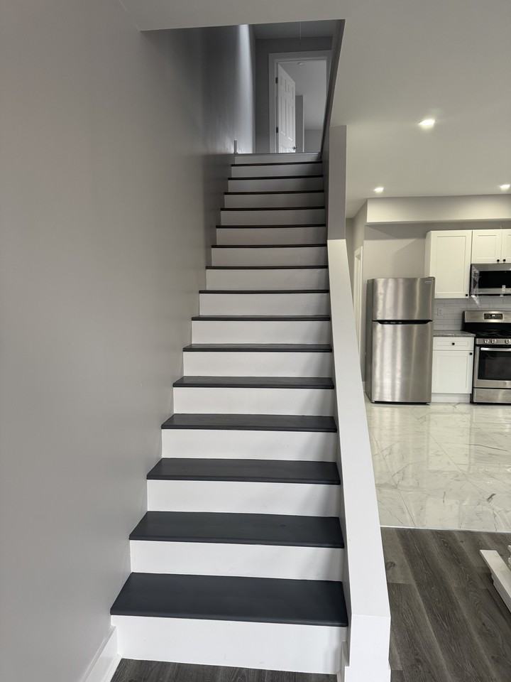 4917 N 13th St #2 - Photo 3 of 10