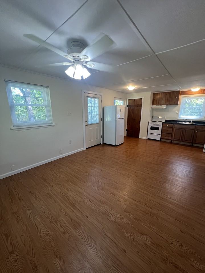 1232 Park Rd #1 - Photo 6 of 24