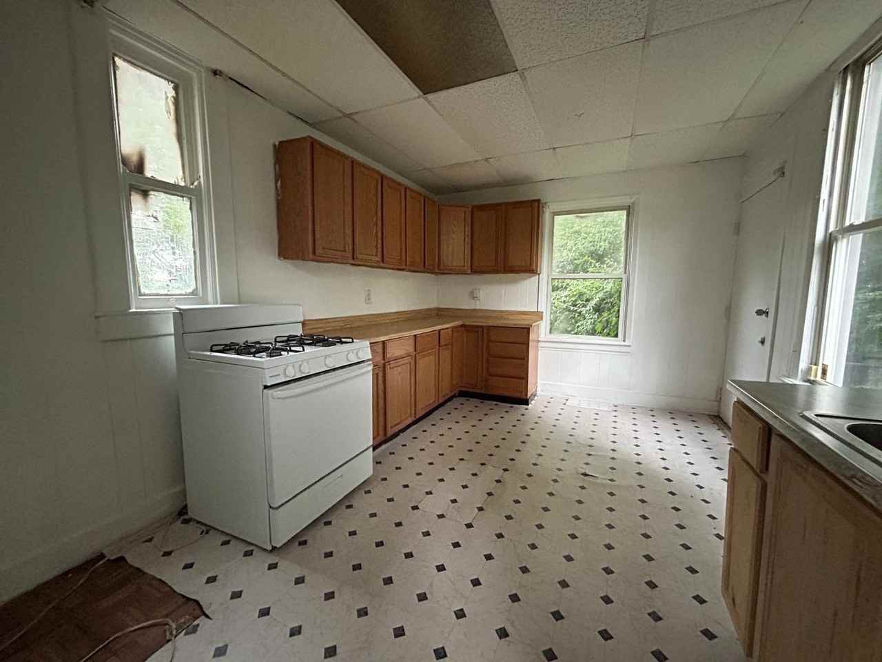 1910 Fairmount Avenue #1 - Photo 6 of 10