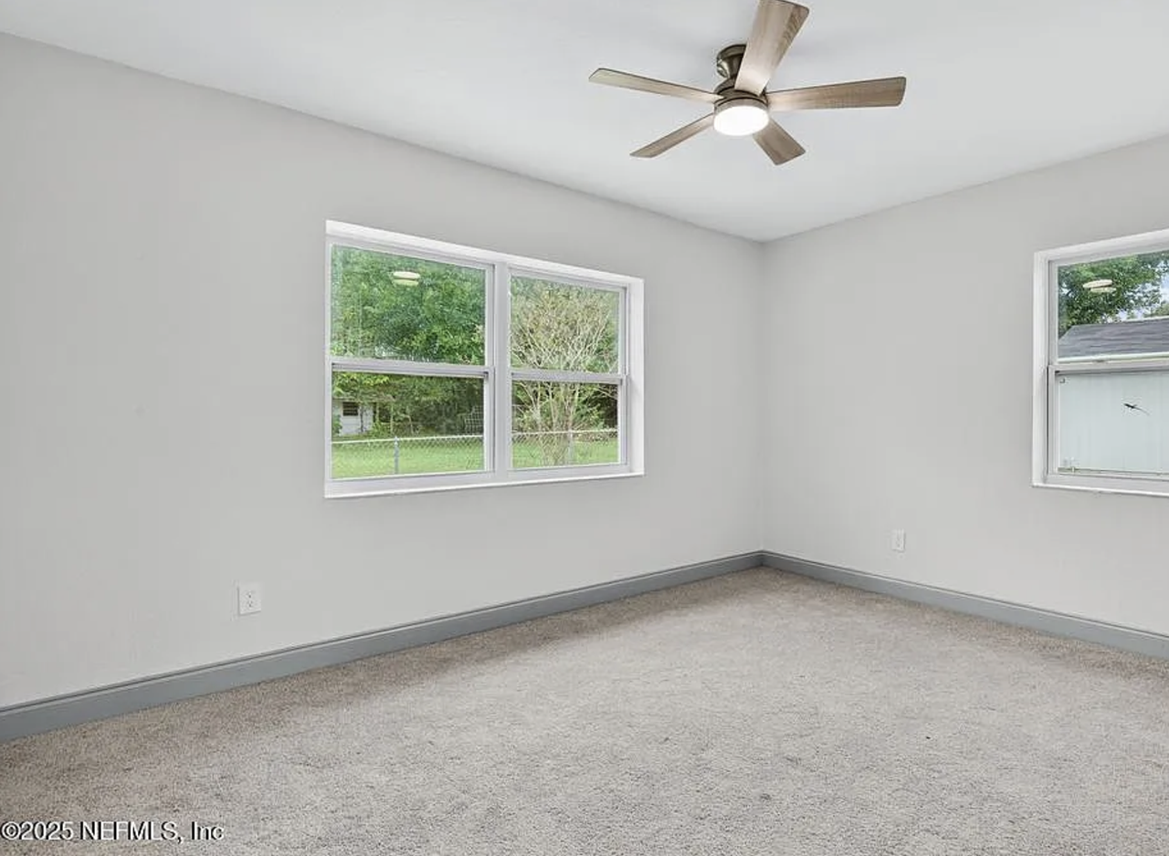 1850 Harvester St #1 - Photo 6 of 11