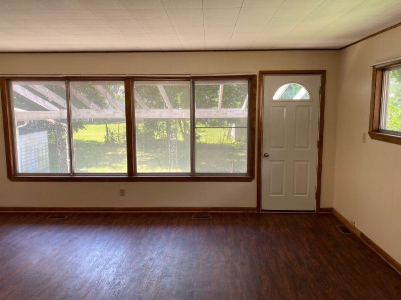 214 North Bowen Street #1 - Photo 3 of 8