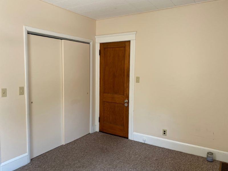 214 North Bowen Street #1 - Photo 7 of 8