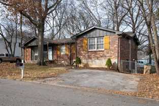 561 Singer Drive #B - Photo 1 of 1