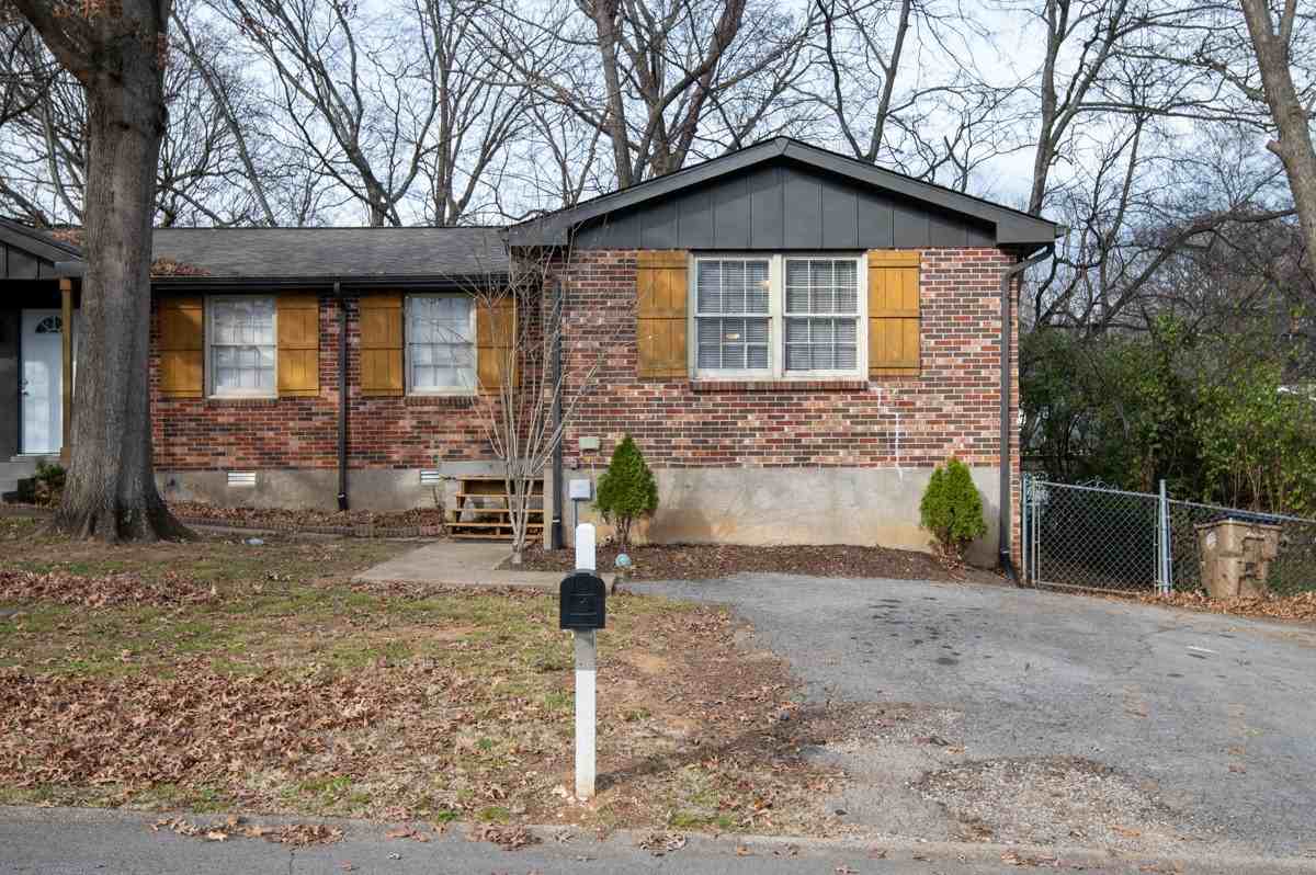 561 Singer Drive #B - Photo 4 of 30