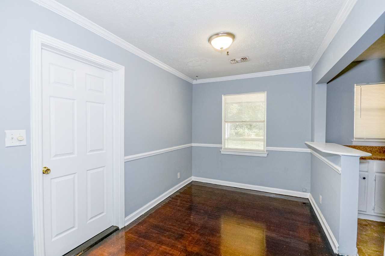 928 Grenada Dr #1 - Photo 6 of 40