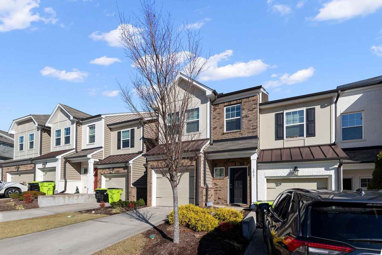 1017 Fitchie Place #1 - Photo 4 of 50